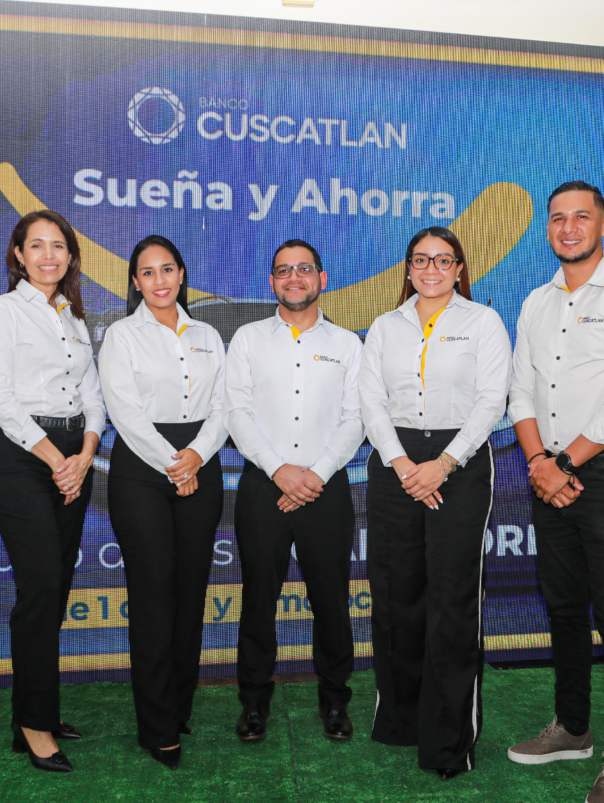 Ahorrar con Banco CUSCATLAN te lleva a cumplir tus sueños y ganar un carro del año o una motocicleta.